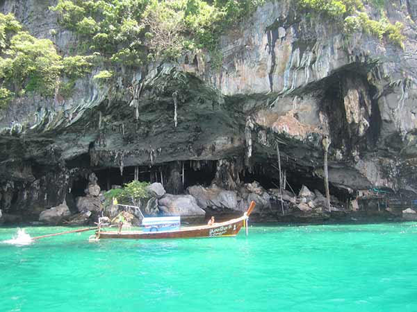 Private boat trip to Phi Phi Islands